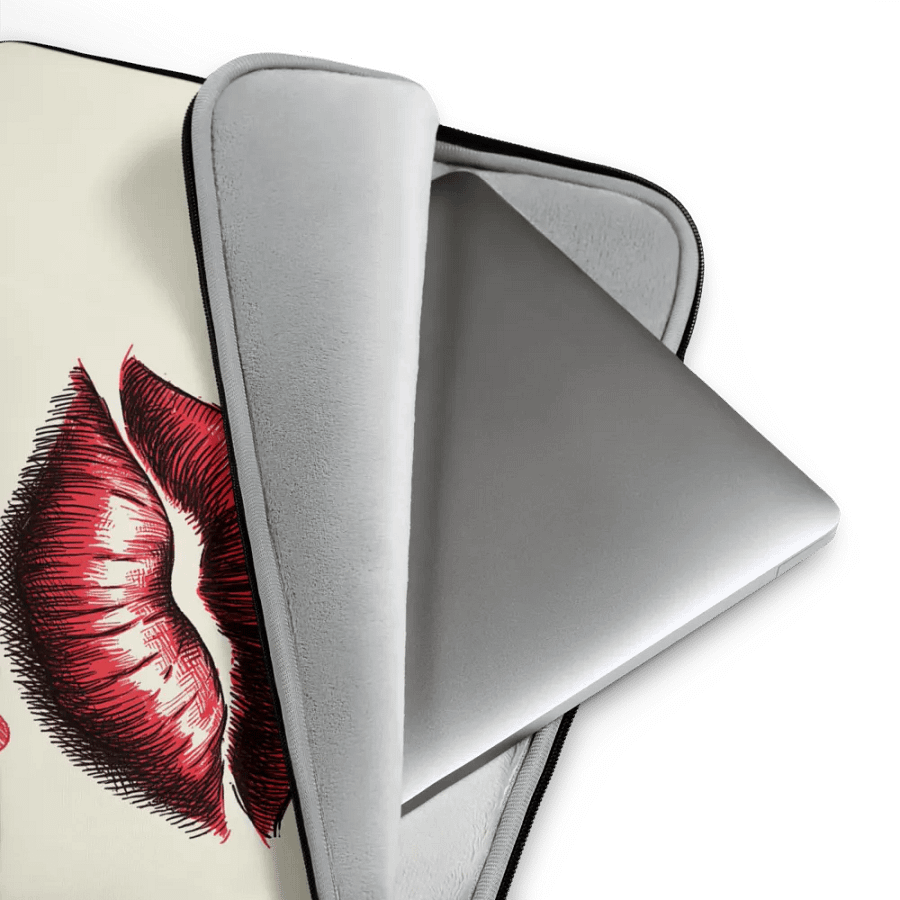 Love Kiss Laptop Sleeve product image (3)