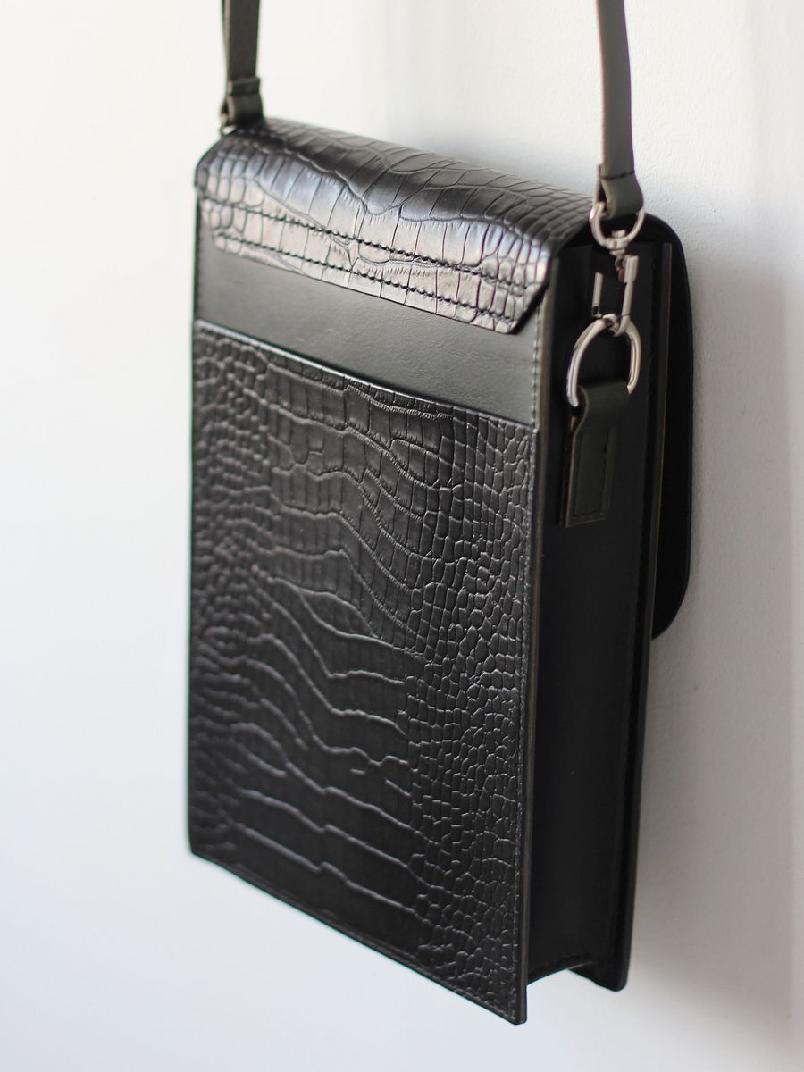 Croc Embossed Vegetable Tanned Leather Satchel product image (11)