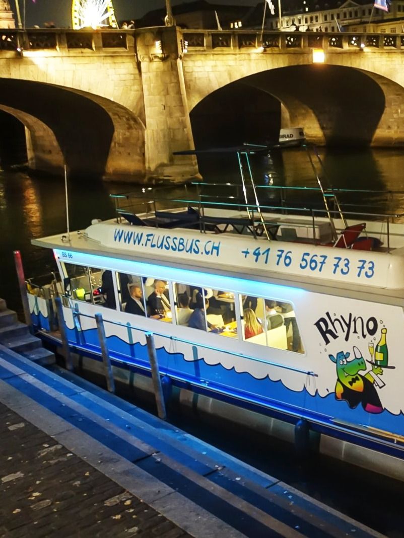 1 GROUP TICKET (max. 12 Pers) for 1H FULL PARTYBOAT on CATAMARAN + Rooftop Decks & Soundsystem product image (8)