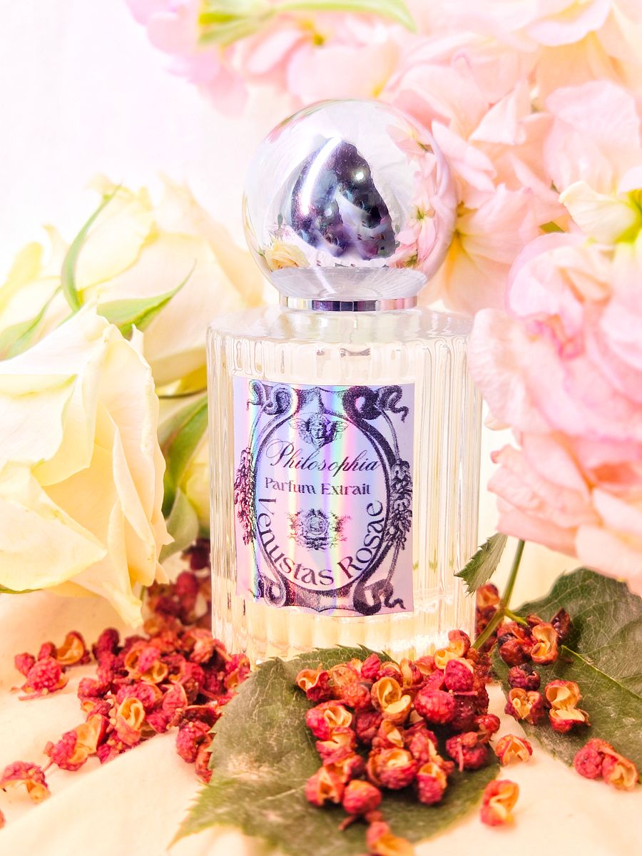 Venustas Rosae – Parfum Extrait (30ml) product image (1)