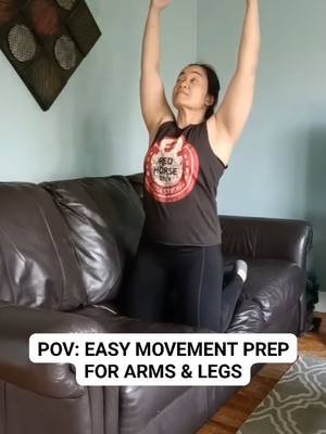 train worry free with this quick & easy movement prep 💪 • LIKE & FOLLOW for more movement tips and tricks 🙌💯  • • • • • #TheBetterUMethod #virtualfitnessjourney #digitalfitnesscoach #workoutfromanywhere #onlinefitsquad #remotefitnessguidance 