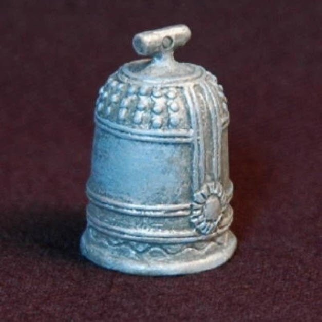Japanese Buddhist Temple Bell - Miniature Plastic Model product image (1)