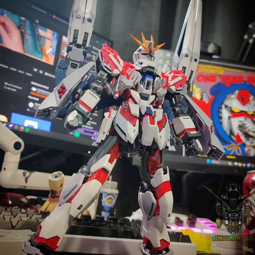 Snap build is done and boy for just n expansion, it's a cool lil build! Cant wait to break it all down and get it painted! 
....