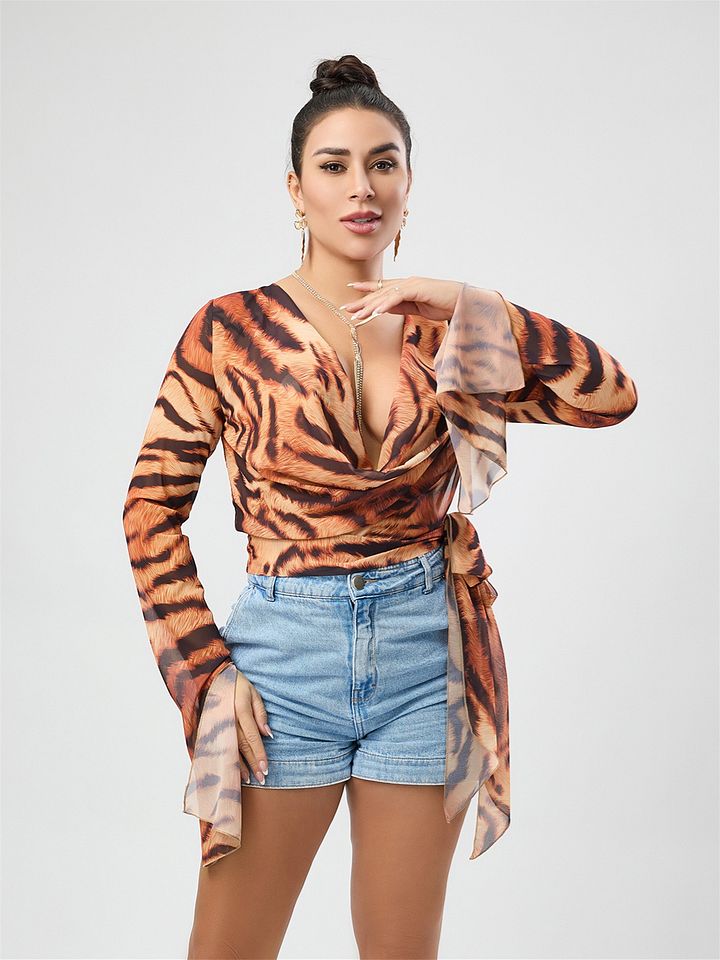 non-stretch chiffon tiger stripe printing bell-sleeve crop top product image (1)