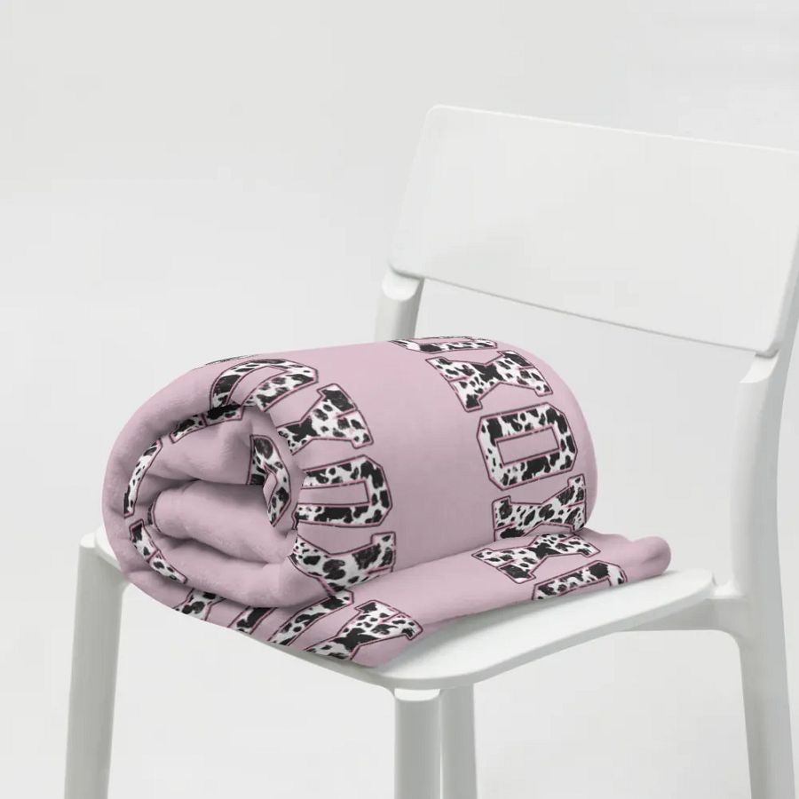 XOXO Blanket product image (7)