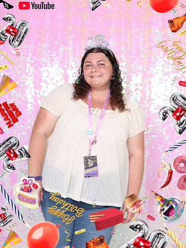 VIDCON DAY ONE✨📸
•
MY BIRTHDAY! Celebrating 20 years of YouTube on my 22nd birthday was SO COOL! I love walking through every...