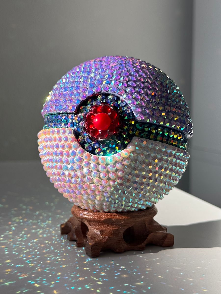 Espeon Inspired Glamour Ball (Version 1) product image (1)