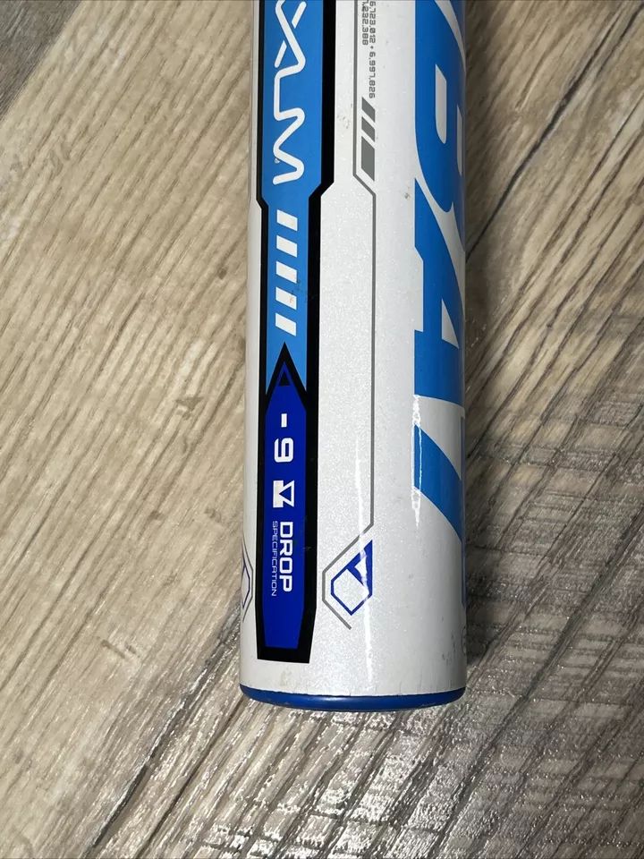 COMBAT Maxum MAXFP109 34in 25oz (-9) Blue/White Fastpitch Softball Bat product image (6)