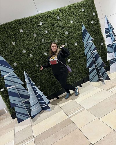 Out being goofy at the mall last weekend 🥰 “better watch out or the giraffe is gonna steal yo girl”