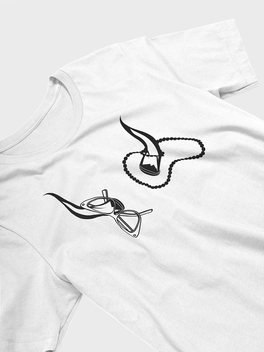 Horns, Glasses & Pearls Supersoft T-Shirt product image (4)