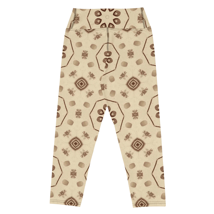 Hexagon Parade Capri Leggings product image (2)