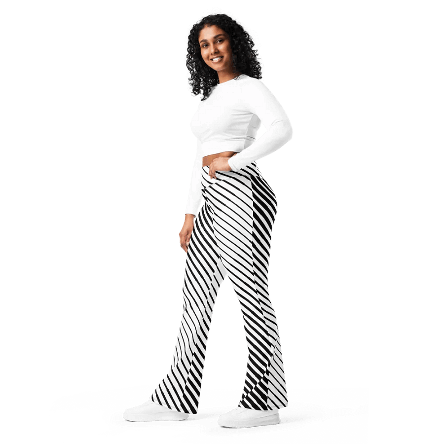 Monochrome Flare Stripes Leggings product image (9)