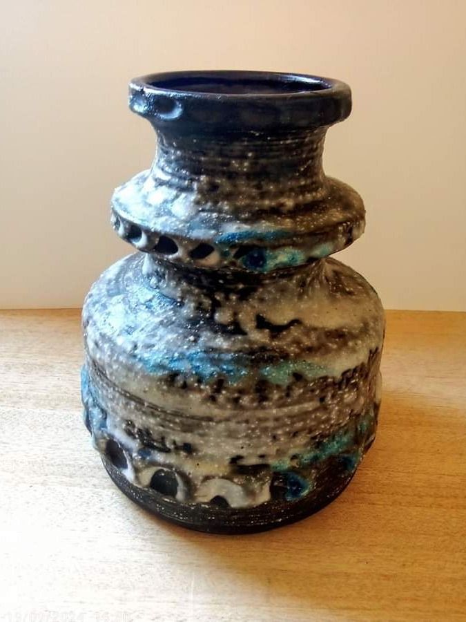 Chubby Lava Pottery Vase product image (1)