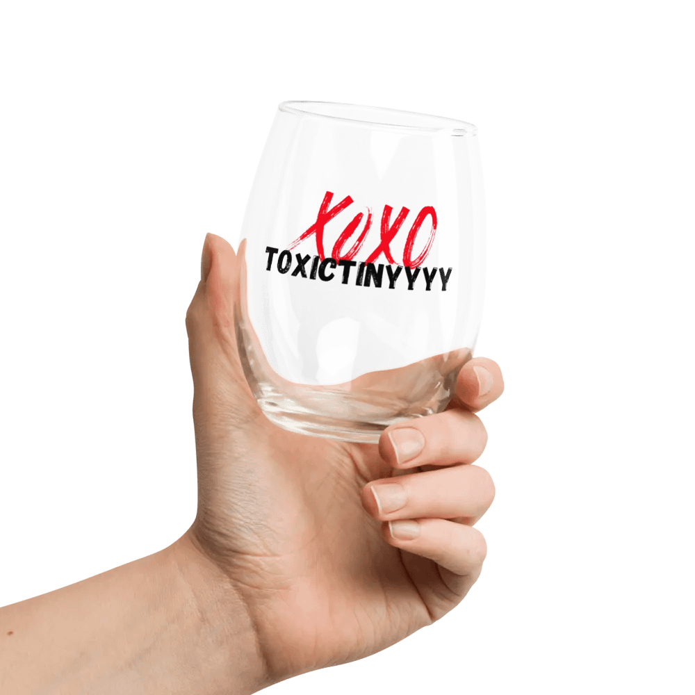 Toxic Kiss - Wine Glass product image (7)