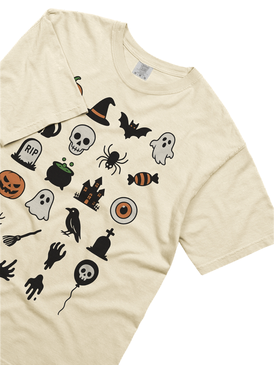 Spooky Halloween Delight T-Shirt product image (41)
