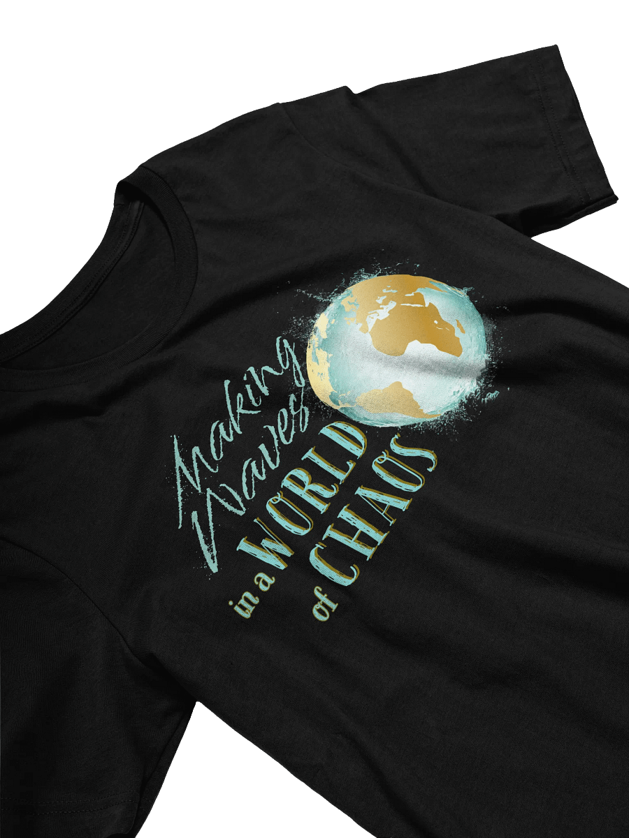 Making Waves In a World of Chaos Men's T-Shirt product image (3)