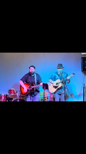 Hello to all our new friends in low places!! #honkytonk #yeehaw #lowplaces #acoustic #rock