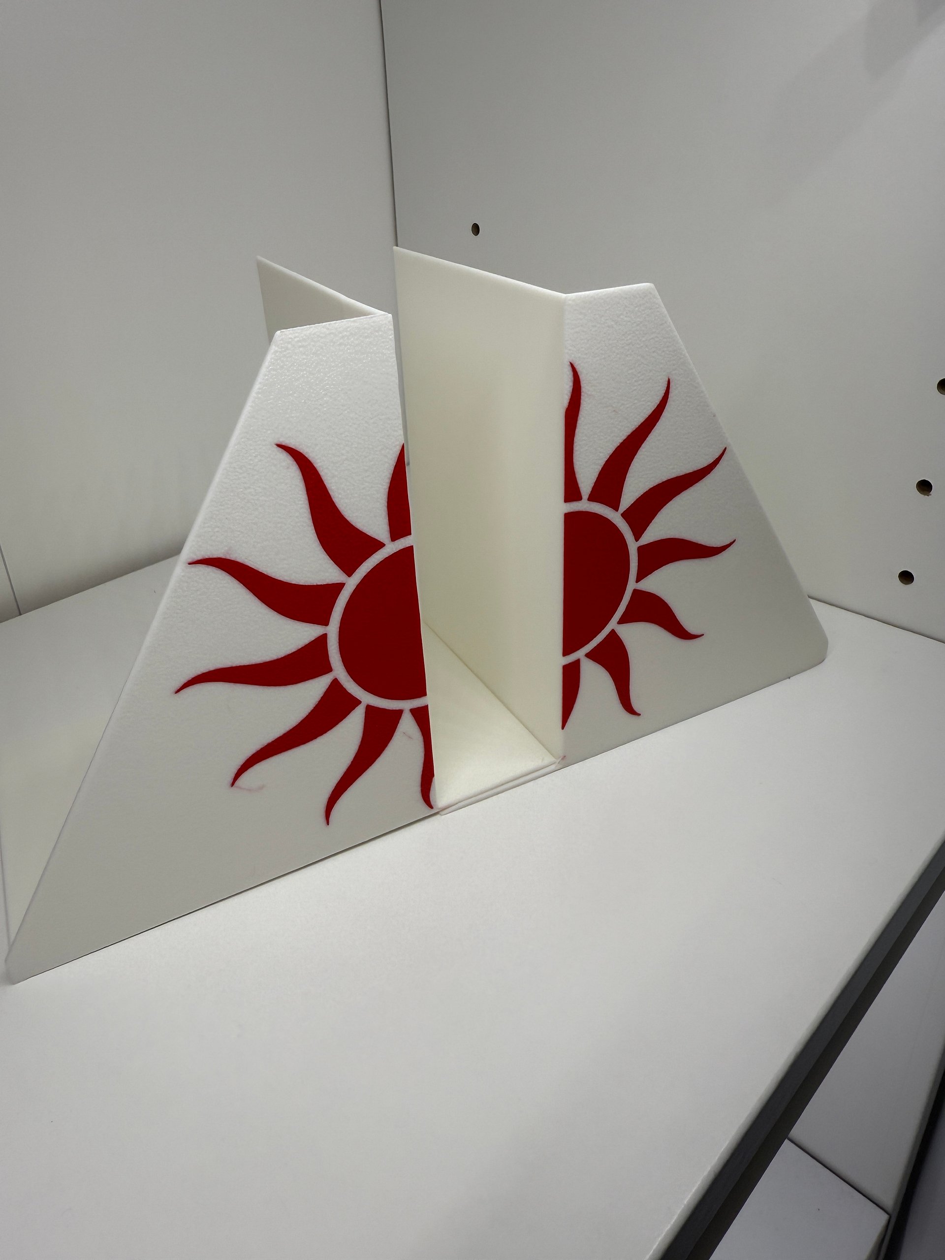 Sun Eater/ Sollan Empire Bookend product image (4)