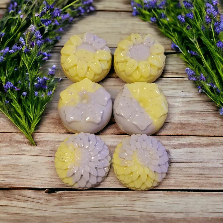 Lavender & Lemon Poppyseed Soap (1.5oz-3oz) product image (1)