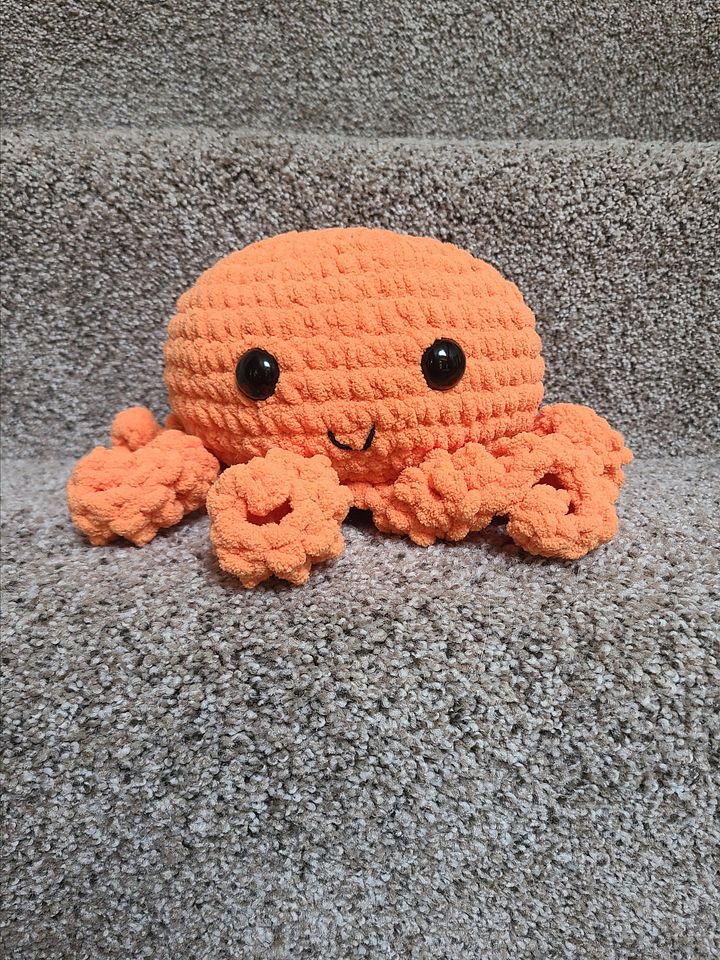Large Octopus Snuggler product image (1)