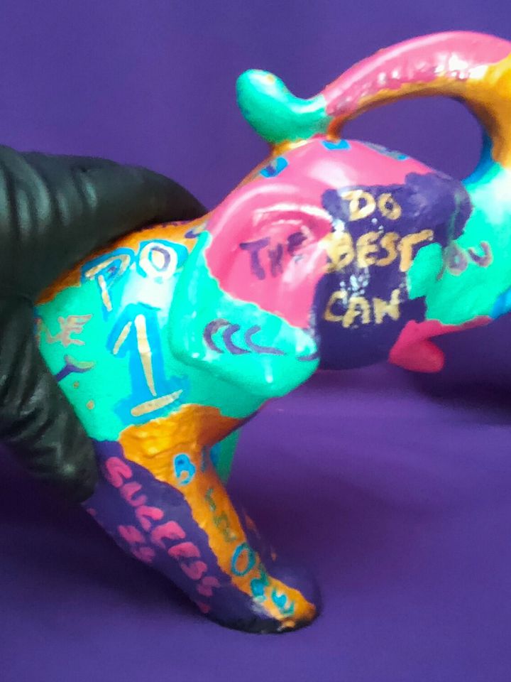 Estátua de Elefante em Cerâmica Exclusiva - Arte Única para Inspirar e Decorar product image (2)