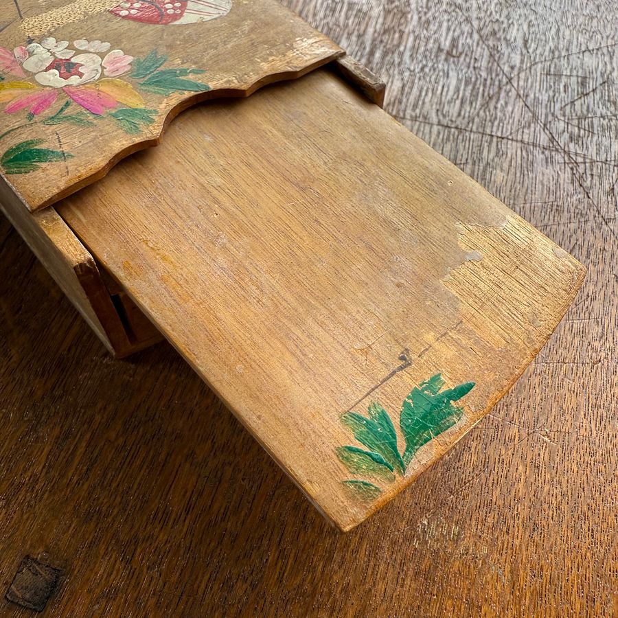Vintage Japanese Toy Jewelry Box with Mirror – Japan Antique Roadshow product image (4)