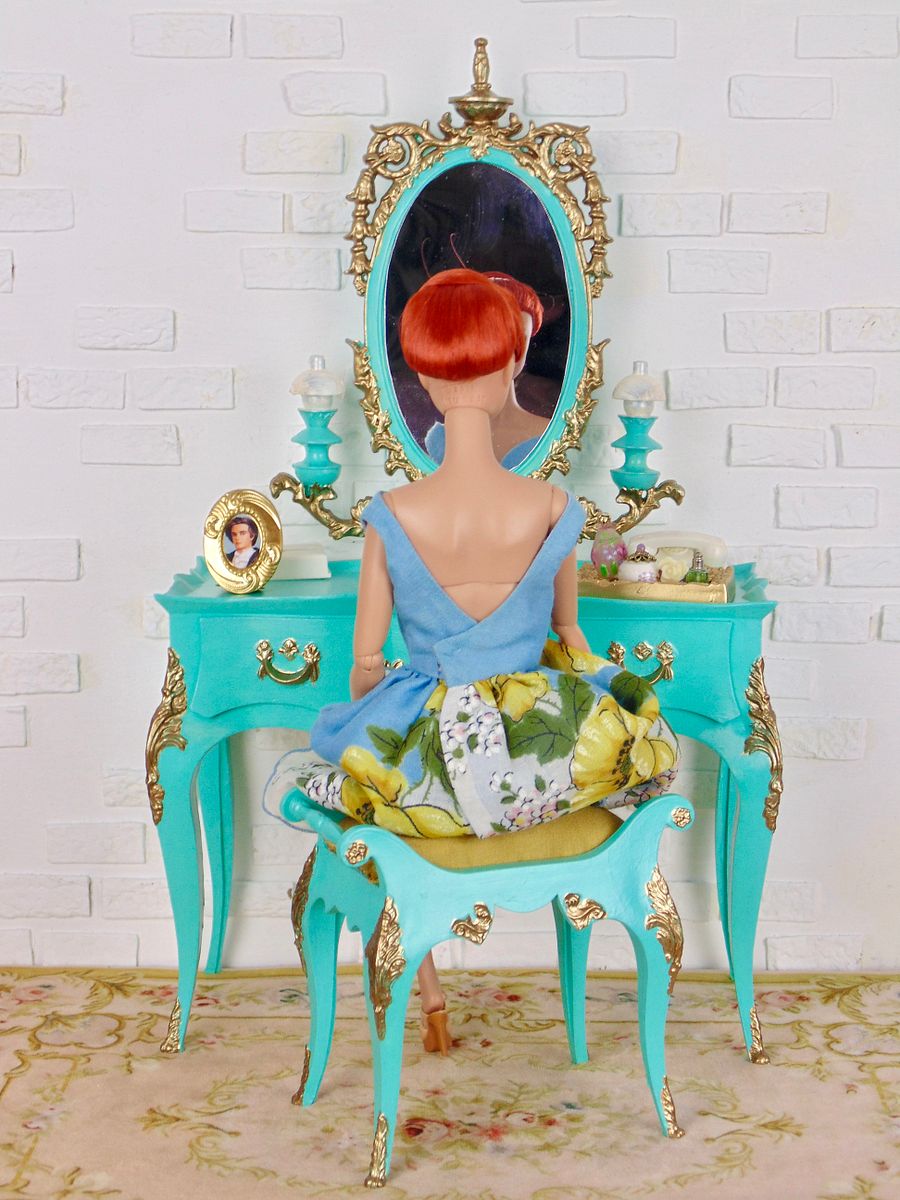 Refurbished vintage Susy Goose vanity for 12” fashion dolls AQUA product image (2)