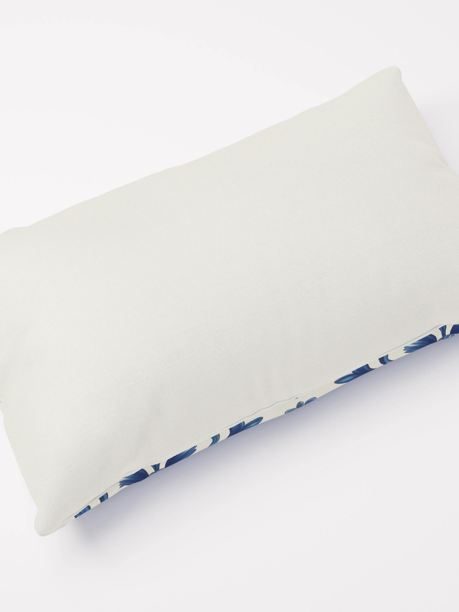 Azulejo Charm Pillow product image (4)