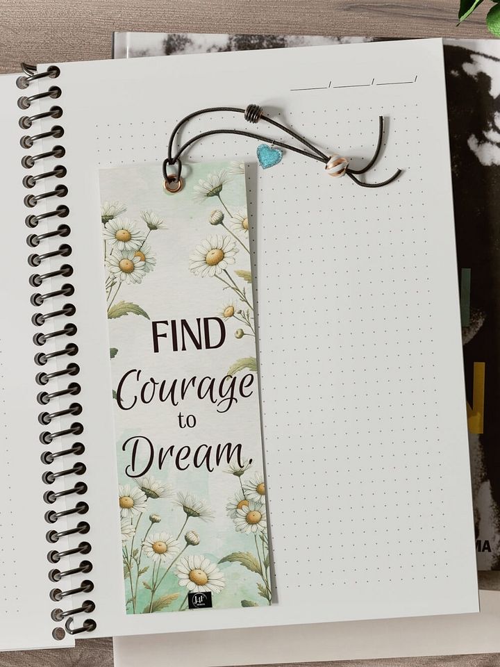 FREE Daisy Bookmark Printable, Inspirational Sayings With April's Birth Month Flower product image (2)