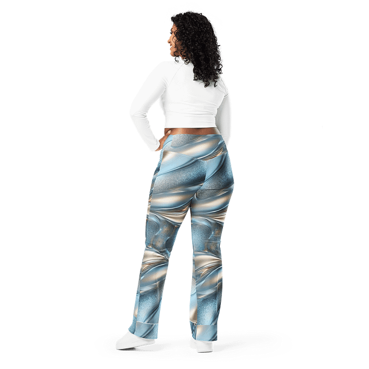 Sway & Stride Flare Leggings product image (1)