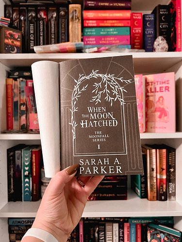 We’re breaking down the end of When the Moon Hatched on the pod this week! 🥹 

Have you finished the book yet?! 

#whenthemoo...
