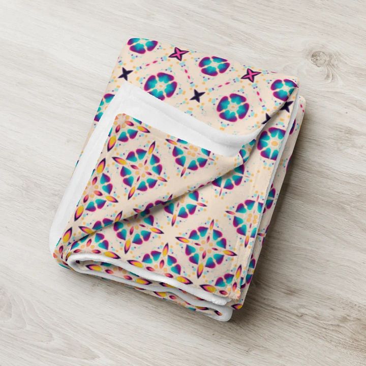 Seamless Metamorphosis Hearts & Stars Patterned Throw Blanket product image (1)