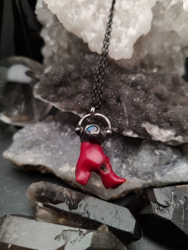 Sorcery Talisman - Red Coral Boot product image (2)