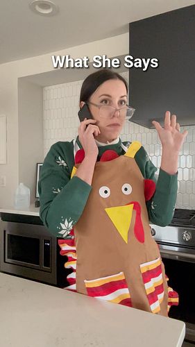 Consider this your Boomer Mom Thanksgiving day cheat sheet

#momsofinstagram #millennials #comedyvideos
