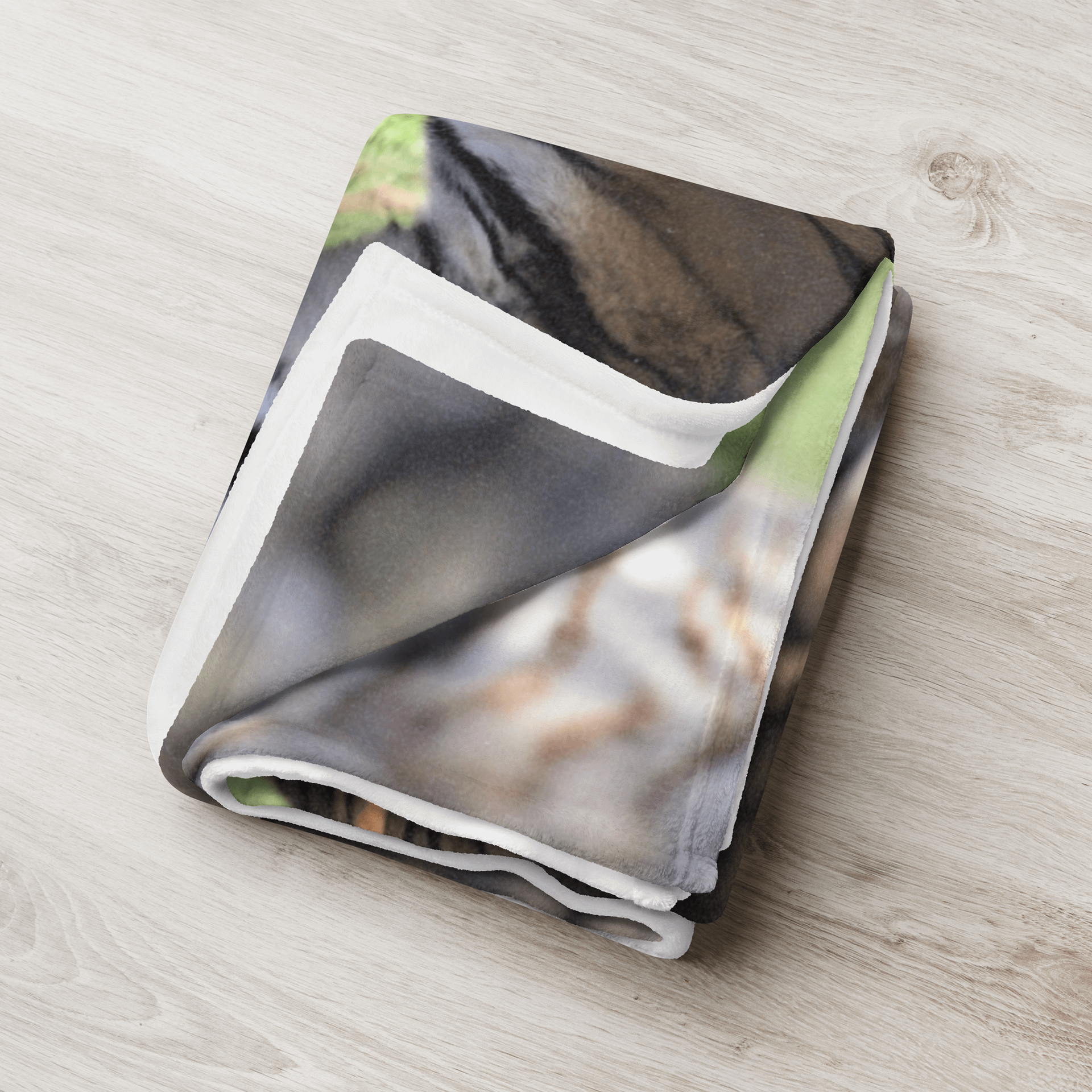 LTB Moka & Nola Throw Blanket product image (8)