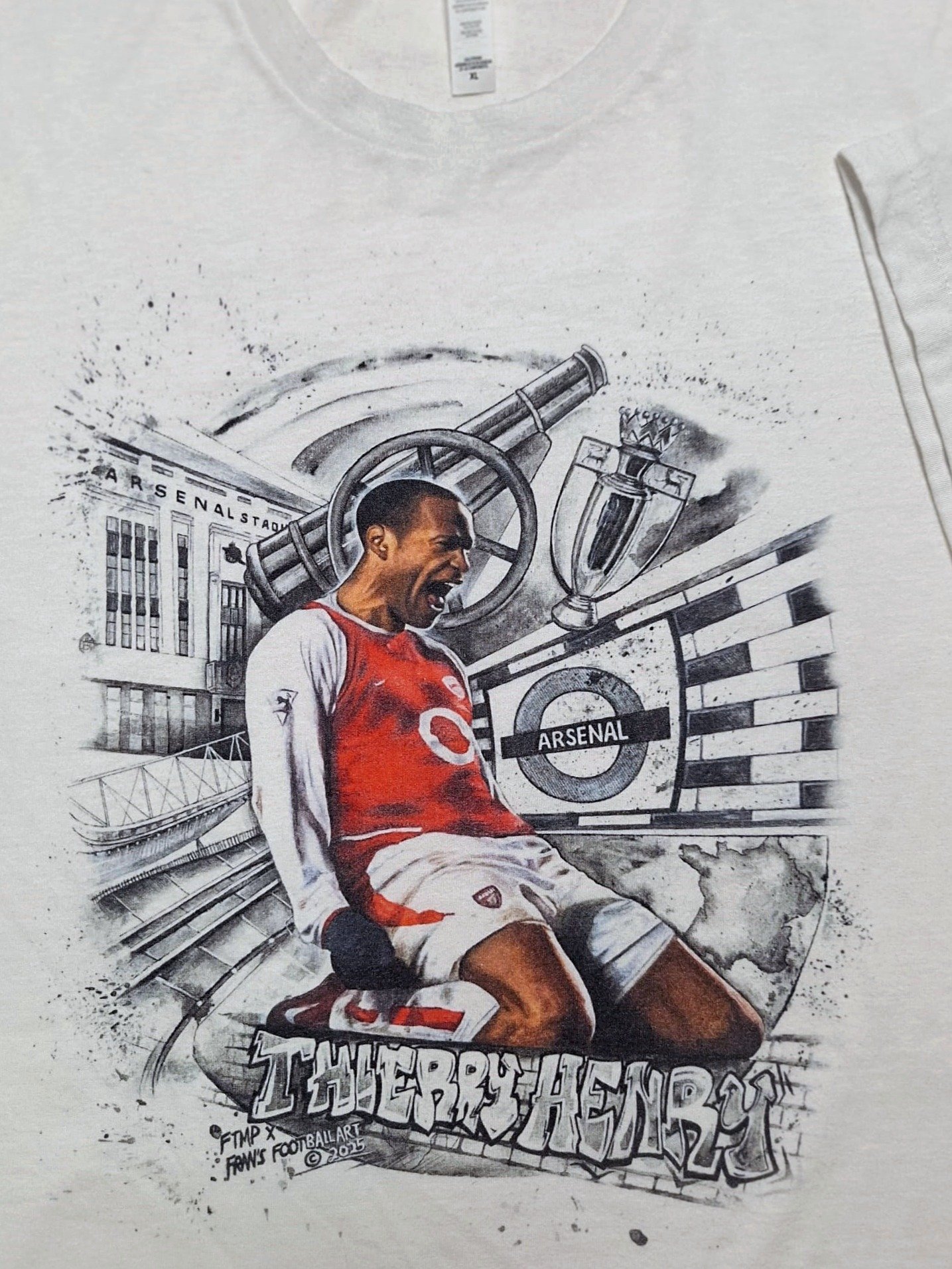 Thierry Henry Arsenal T-Shirt – Front Print Football Artwork (12th Man Podcast Exclusive) Recycled Materials product image (6)