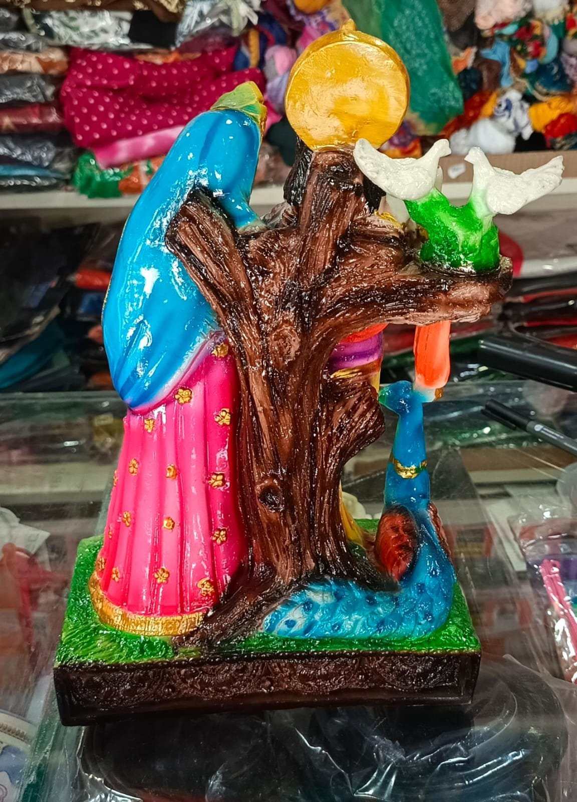 RADHA KRISHNA IDOL product image (3)
