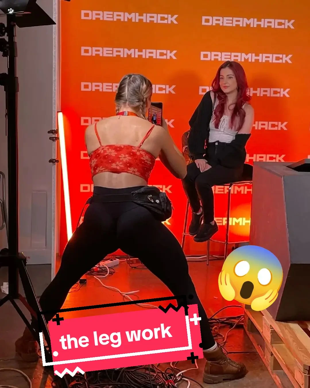 Thanks @Ellen B. Åkesson for working so hard on photos of me 😭❤️ #dreamhack #streamer #gamer #muscles #workout #legs