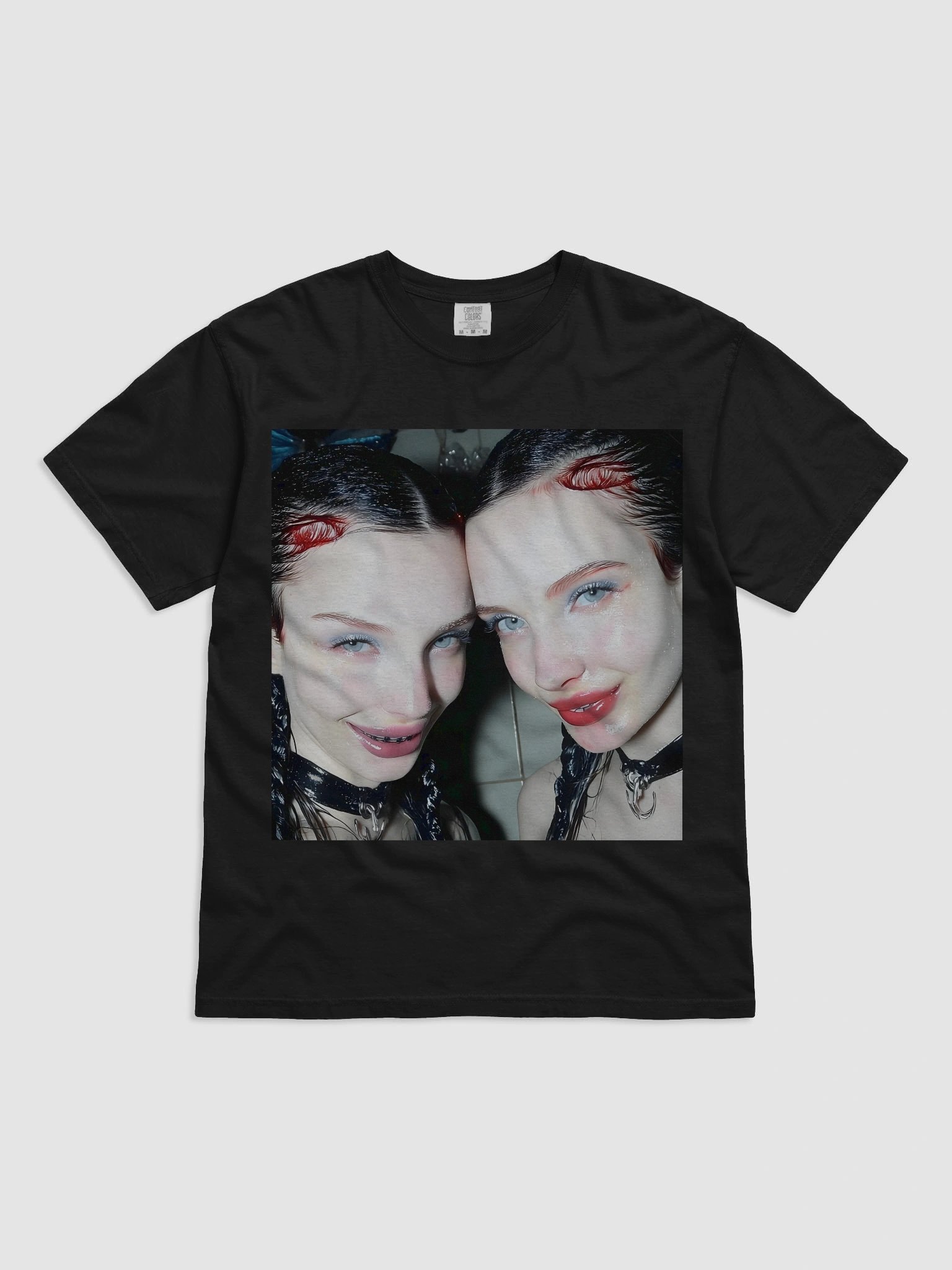 SISTER 001 - TSHIRT (M) product image (1)