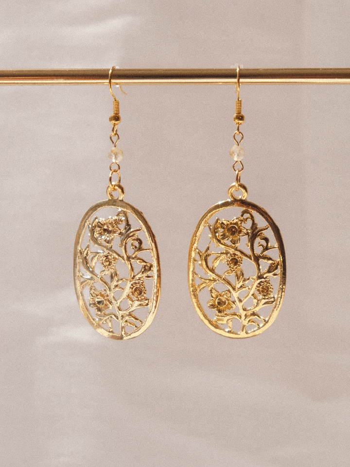 Floral portrait - Citrine earrings 🌼🍃 product image (1)