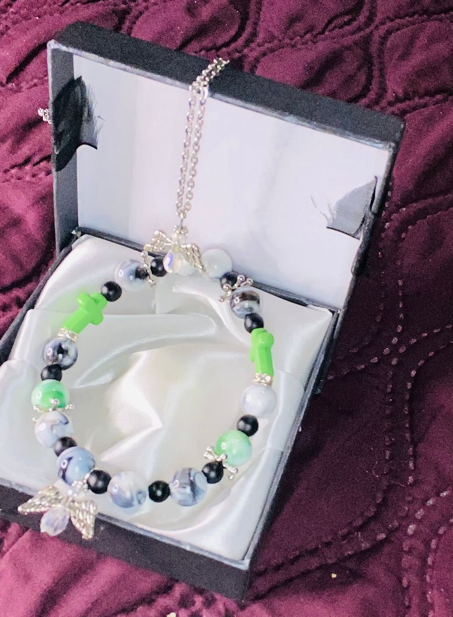 WOMEN’S PROTECTION BRACELETS AND NECKLACES SET product image (2)
