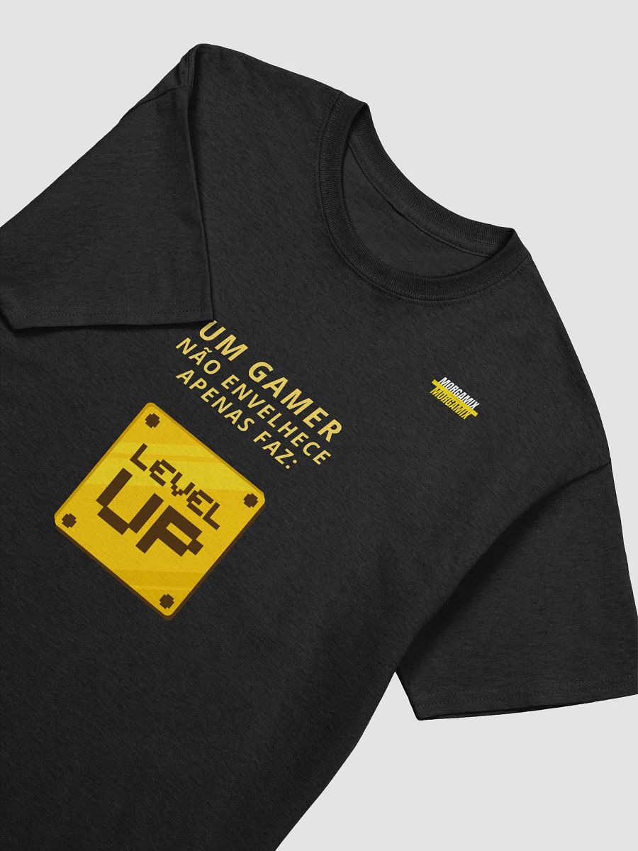 UM GAMER NÃO ENVELHECE - T-Shirt product image (3)