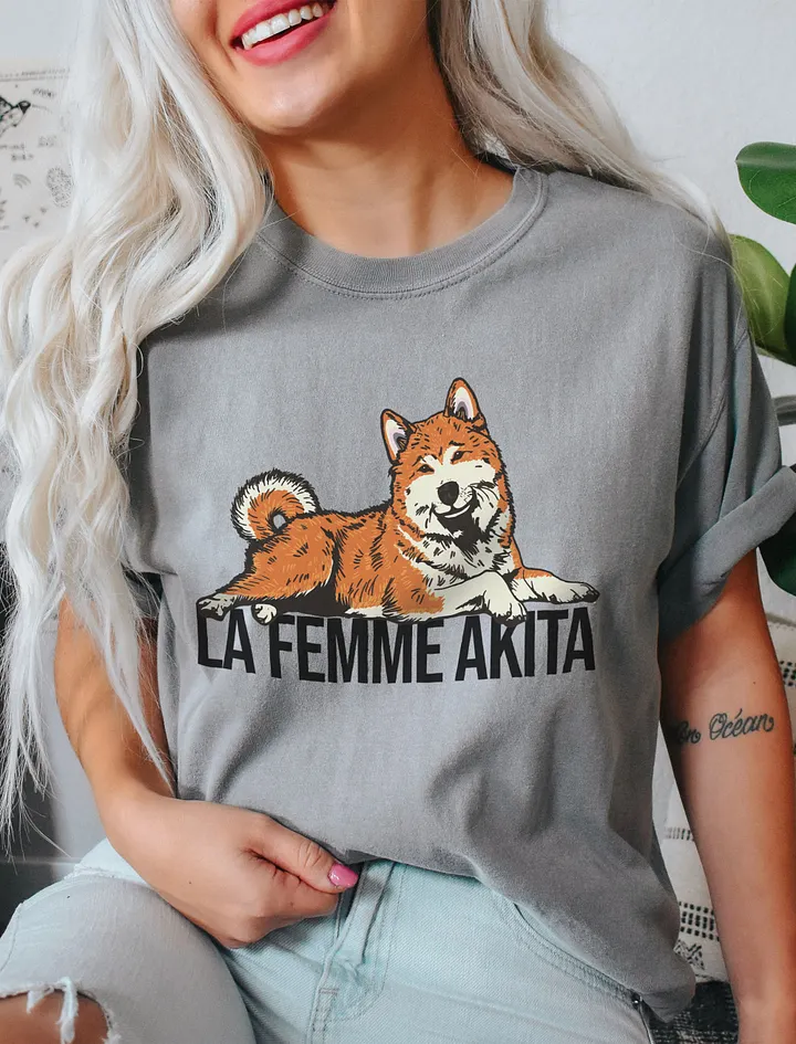 La Femme Akita T-Shirt of an Akita Inu (Red) | Funny T-Shirt for Akita Paw-rents product image (11)