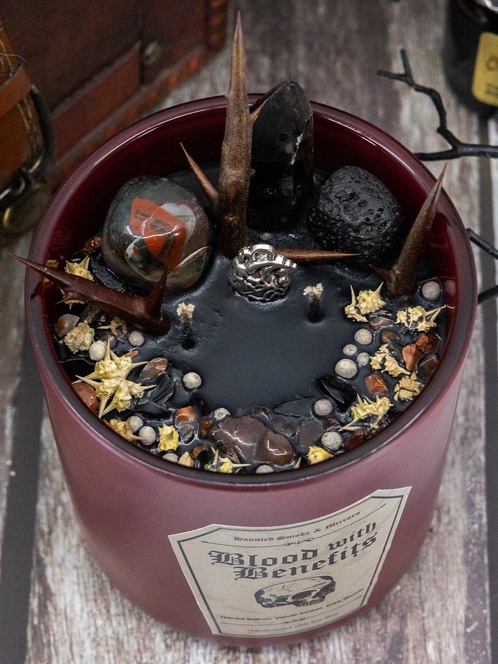 Blood with Benefits | Baneful Spell Candle product image (2)