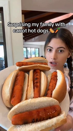 You got me ready to excercise my rights lefts and uppercuts lmao *satire*
#onsight #hotdog #birthdaydinner #notachilis #fyp #...