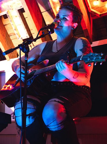 Thank you, State Social House! My first show on the Sunset Strip was pretty rad. Tried out some new songs, got to play to a s...