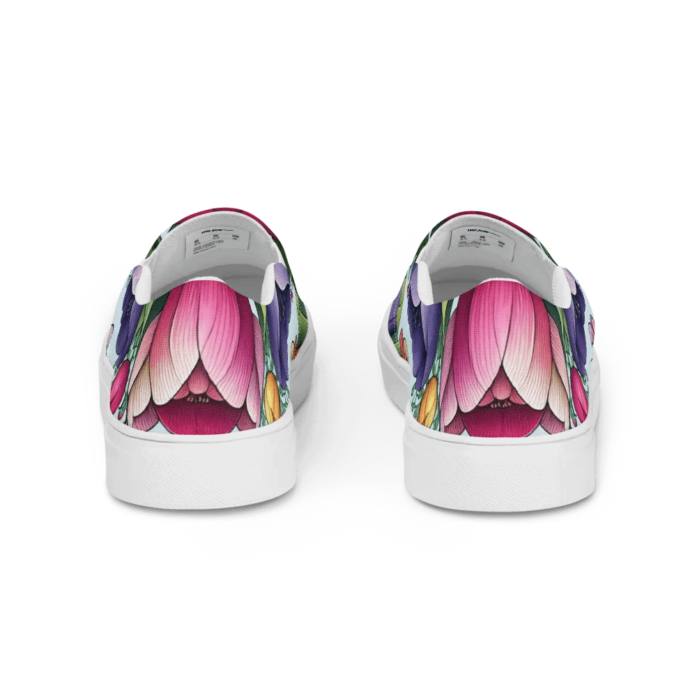 Women's Slip-On Canvas Shoes | KI-Design des Tulpen-Mandala-Motivs product image (5)