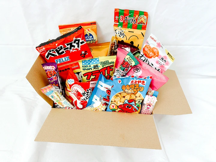 popular japanese snacks box product image (1)