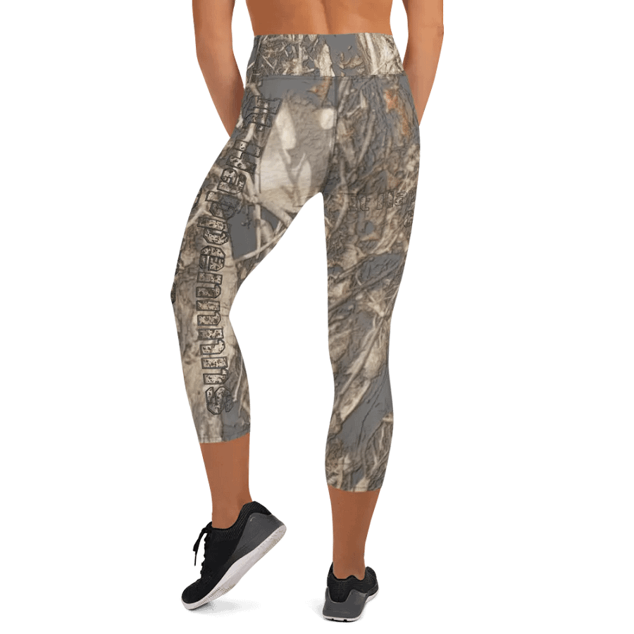 Yoga Capri Leggings - Dead Split - It Happennnns Camo product image (5)