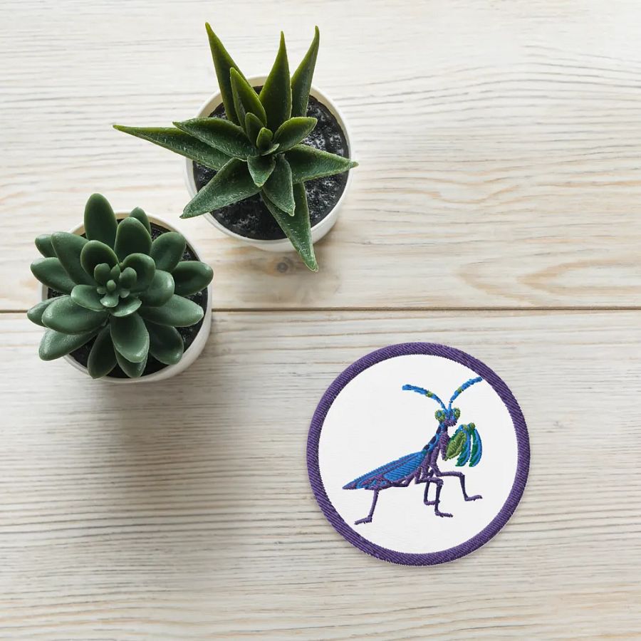 Praying Mantis Embroidered Patch product image (13)